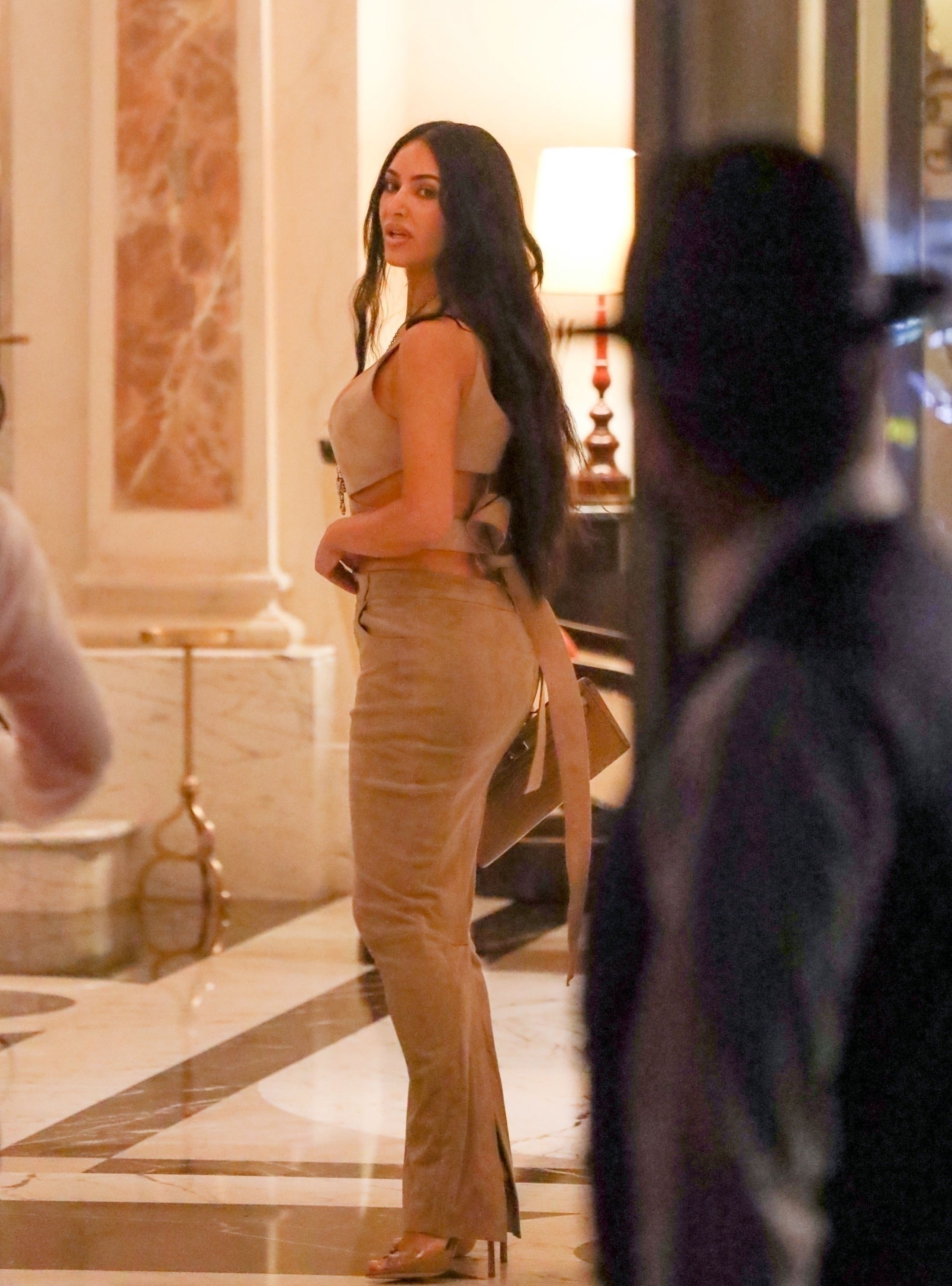 Access_Kardashian_8.jpg