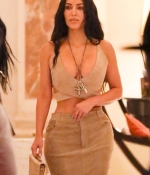 Access_Kardashian_11.jpg