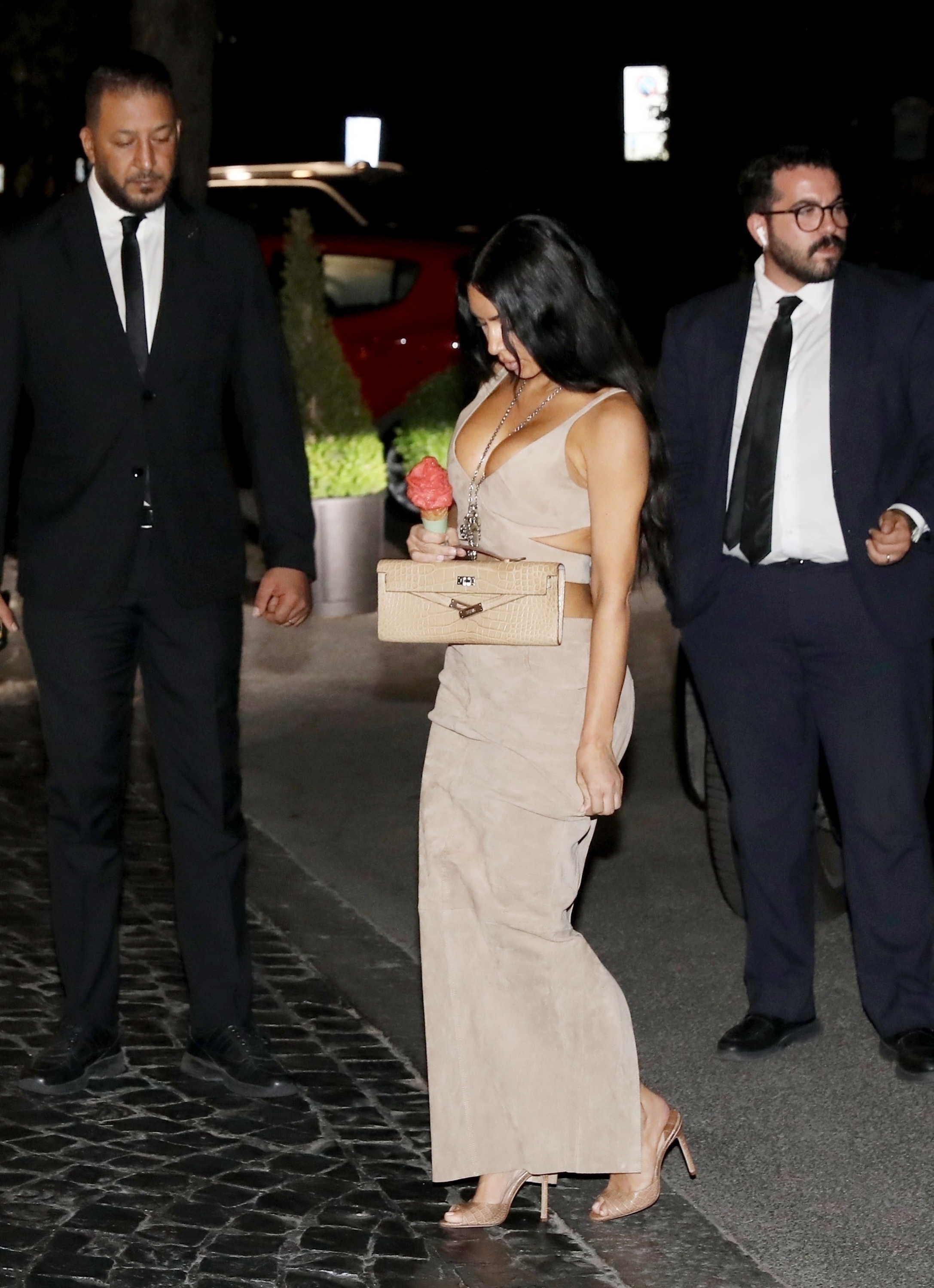 Access_Kardashian_1.jpg