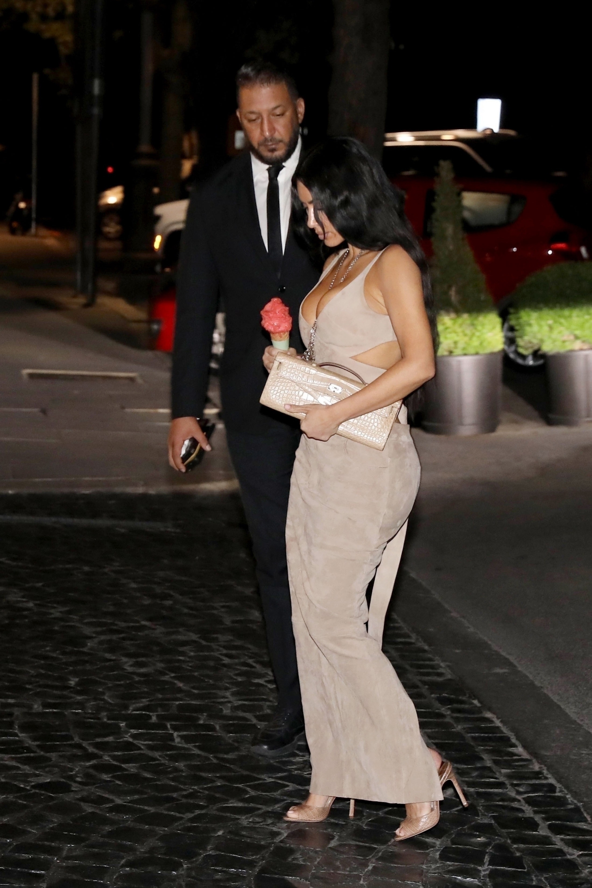 Access_Kardashian_5.jpg
