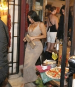 Access_Kardashian_7.jpg