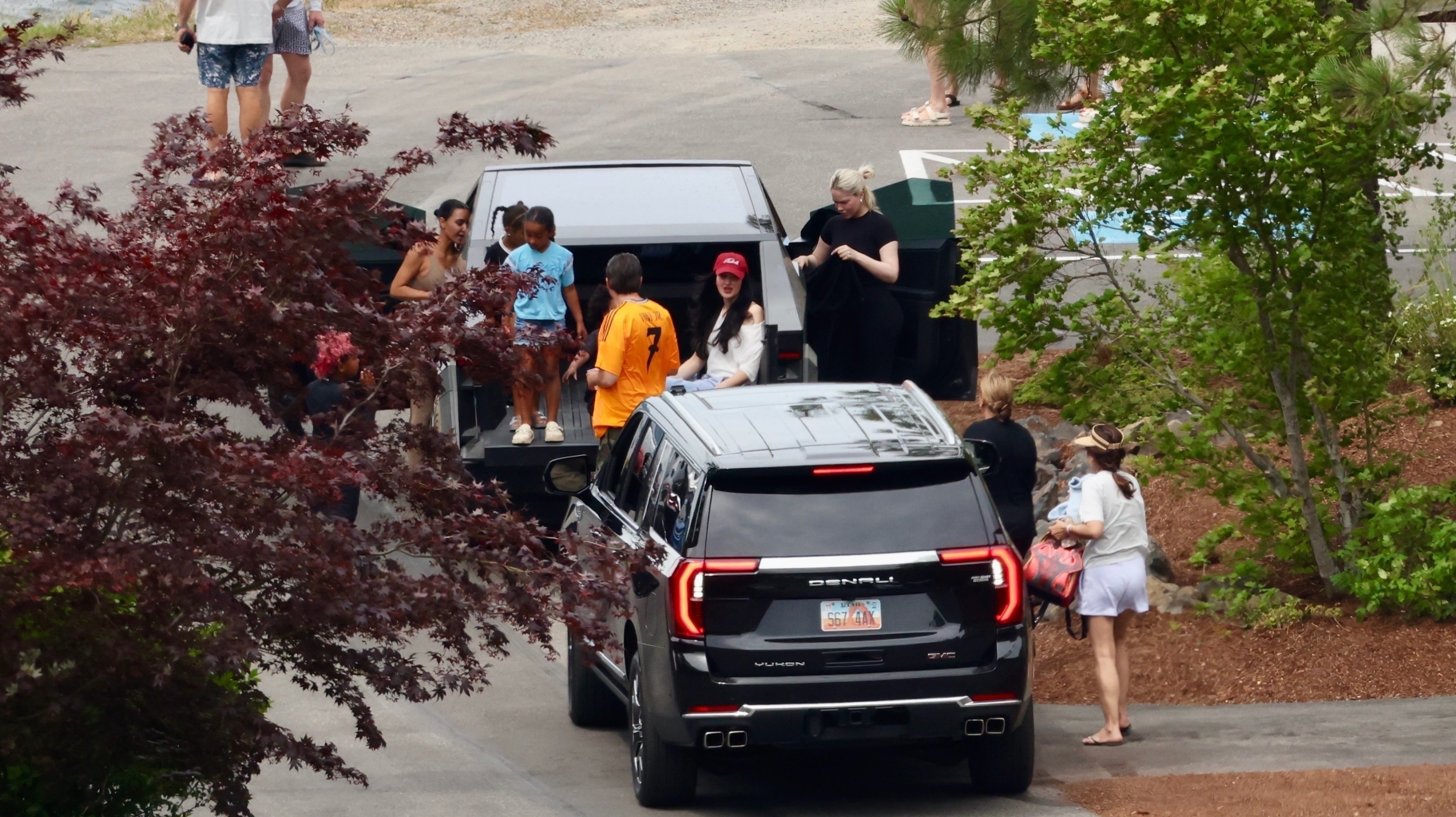 Access_Kardashian_7.jpg