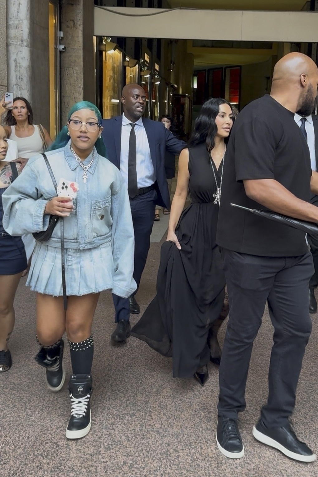 Access_Kardashian_13.jpg