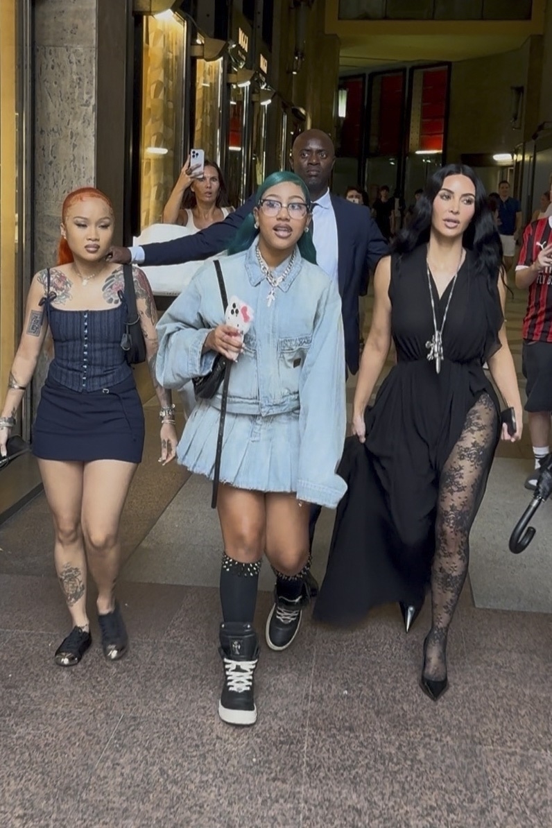 Access_Kardashian_14.jpg