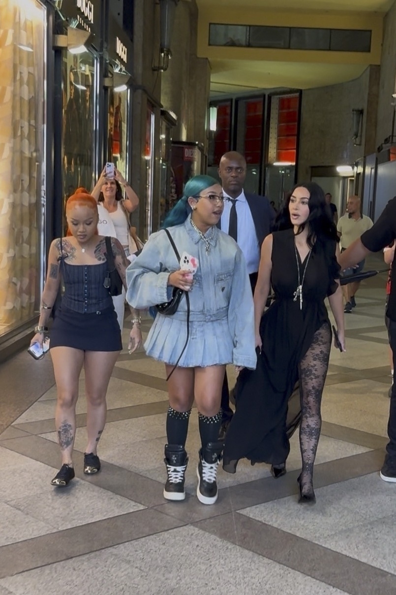 Access_Kardashian_16.jpg
