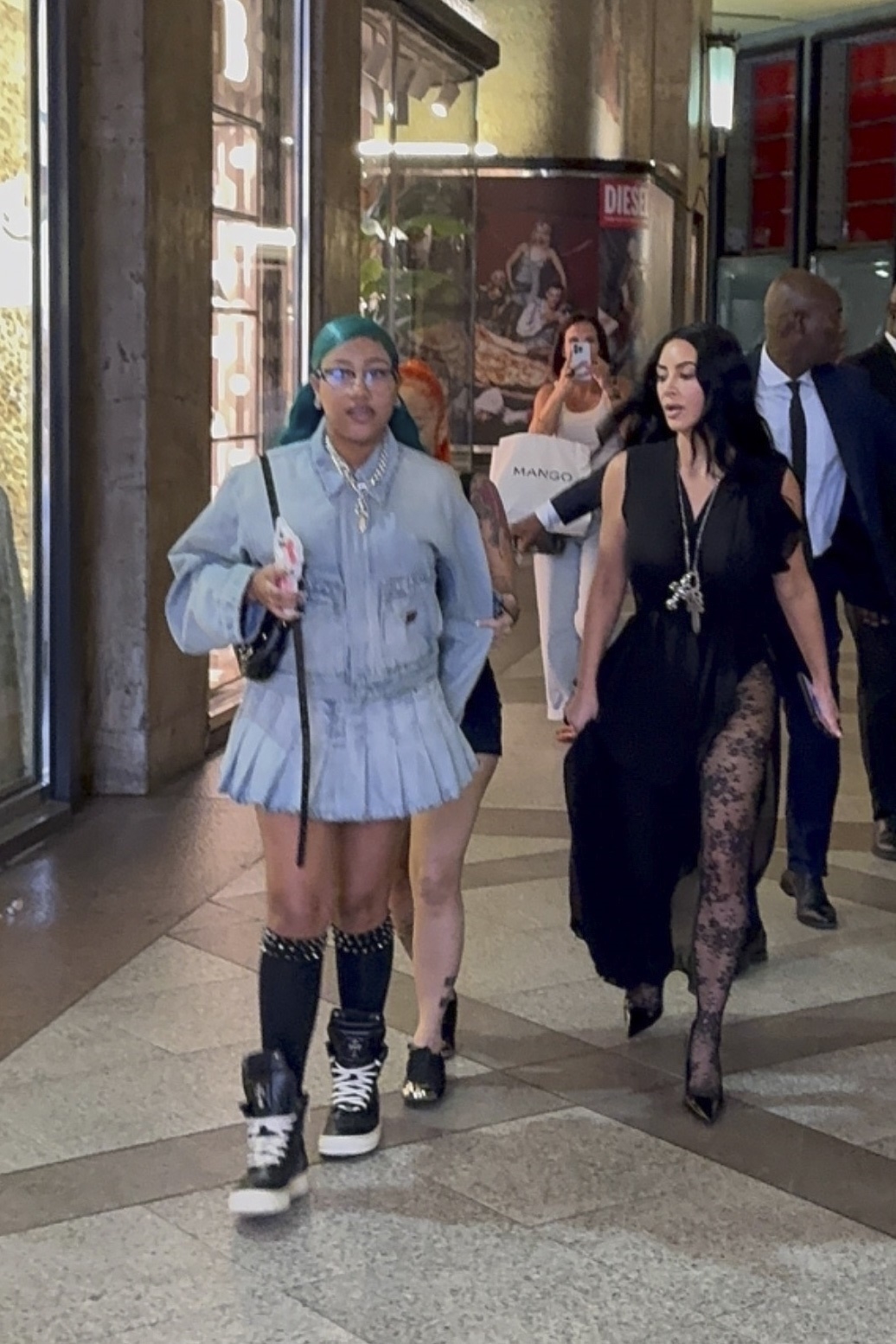 Access_Kardashian_29.jpg