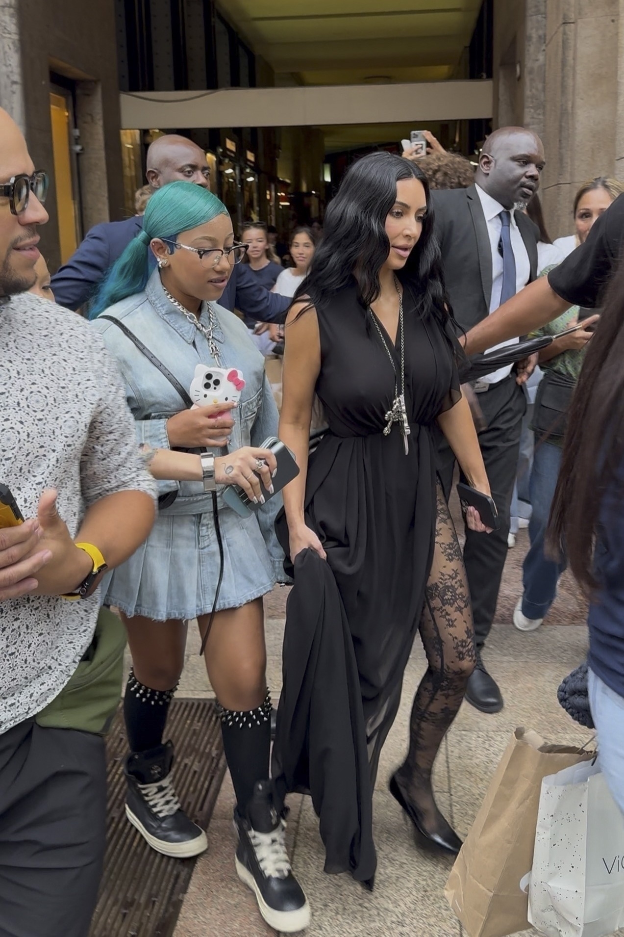 Access_Kardashian_6.jpg