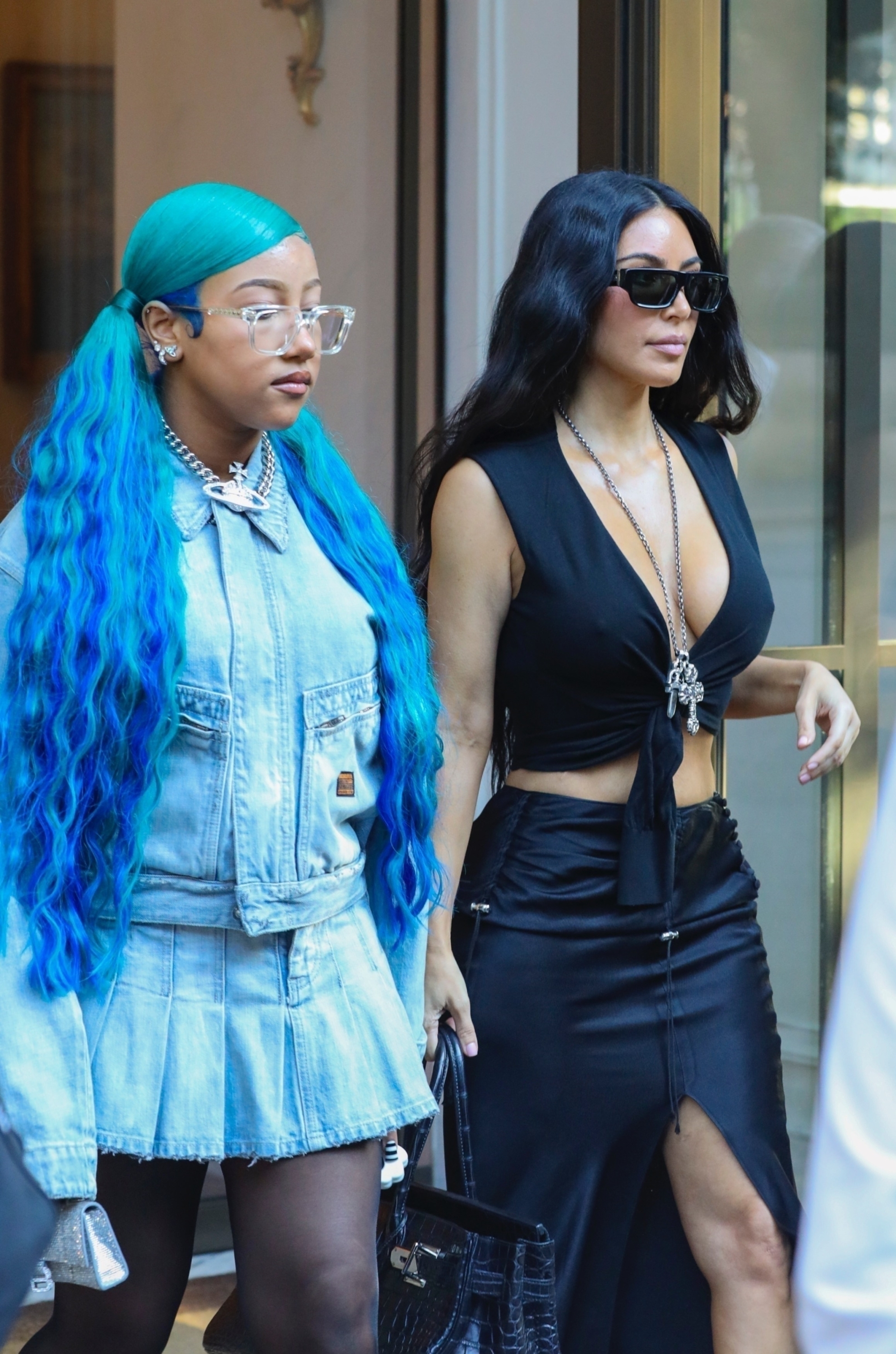 Access_Kardashian_1.jpg