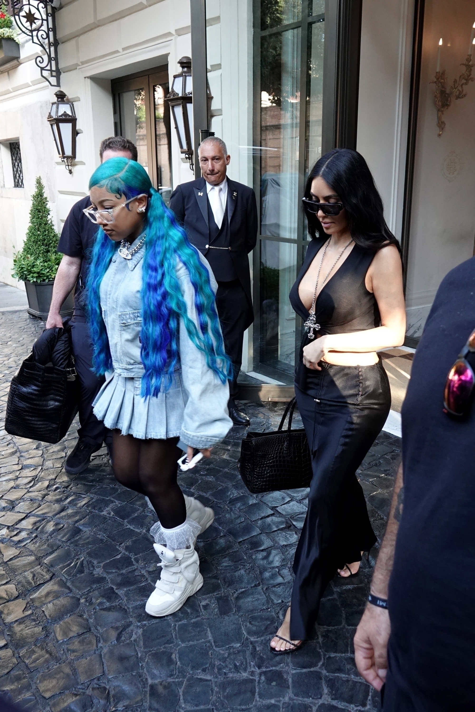 Access_Kardashian_12.jpg