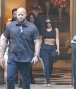 Access_Kardashian_7.jpg