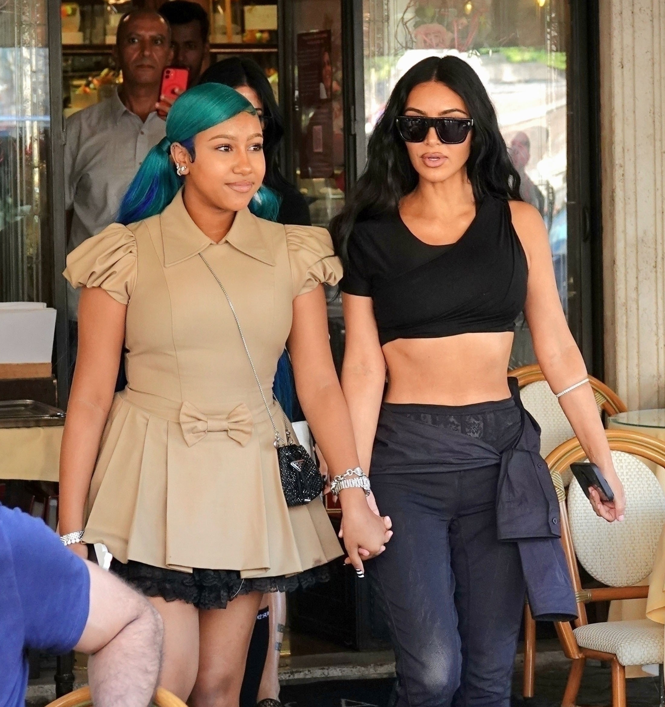 Access_Kardashian_1.jpg