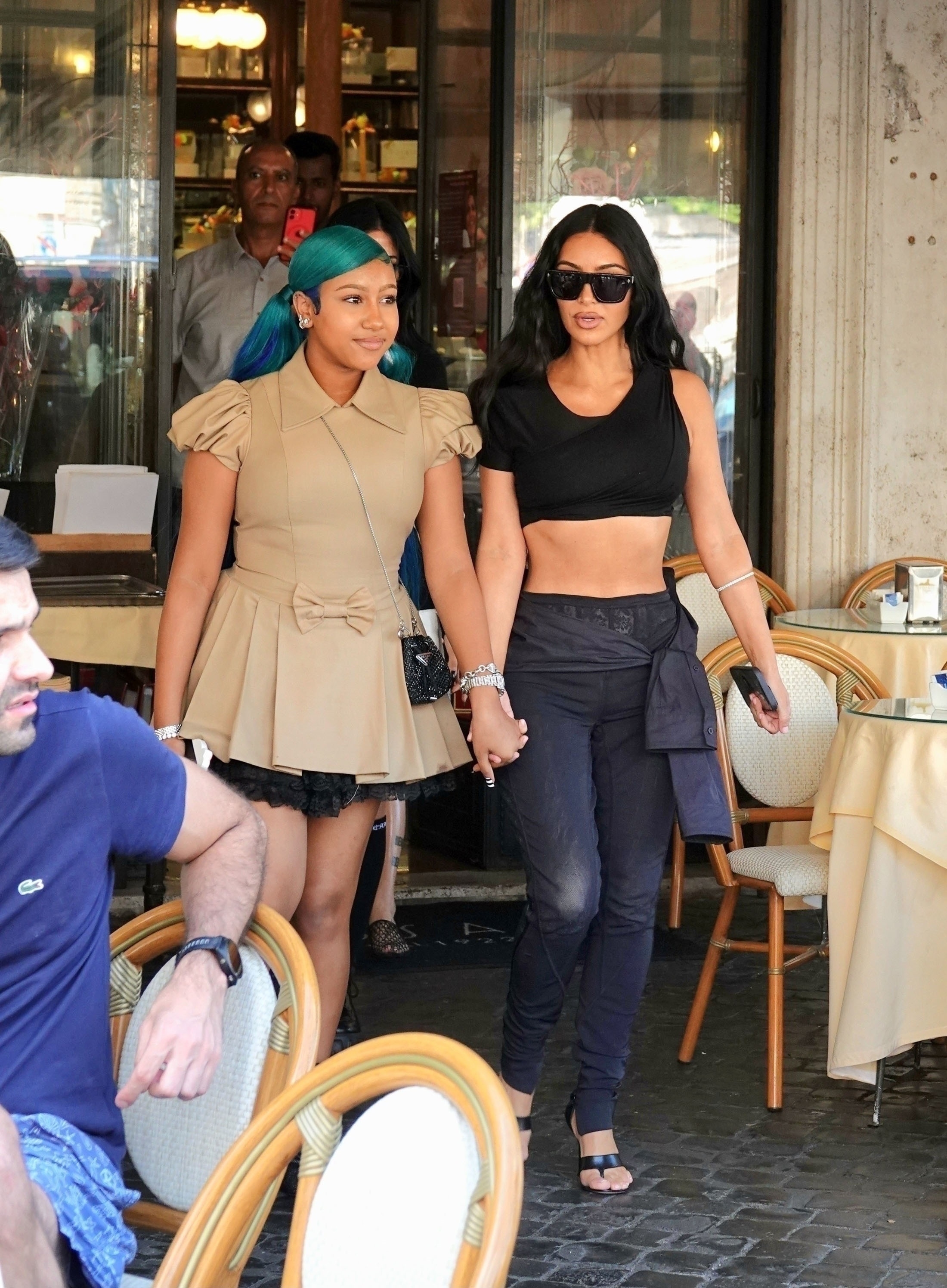 Access_Kardashian_3.jpg