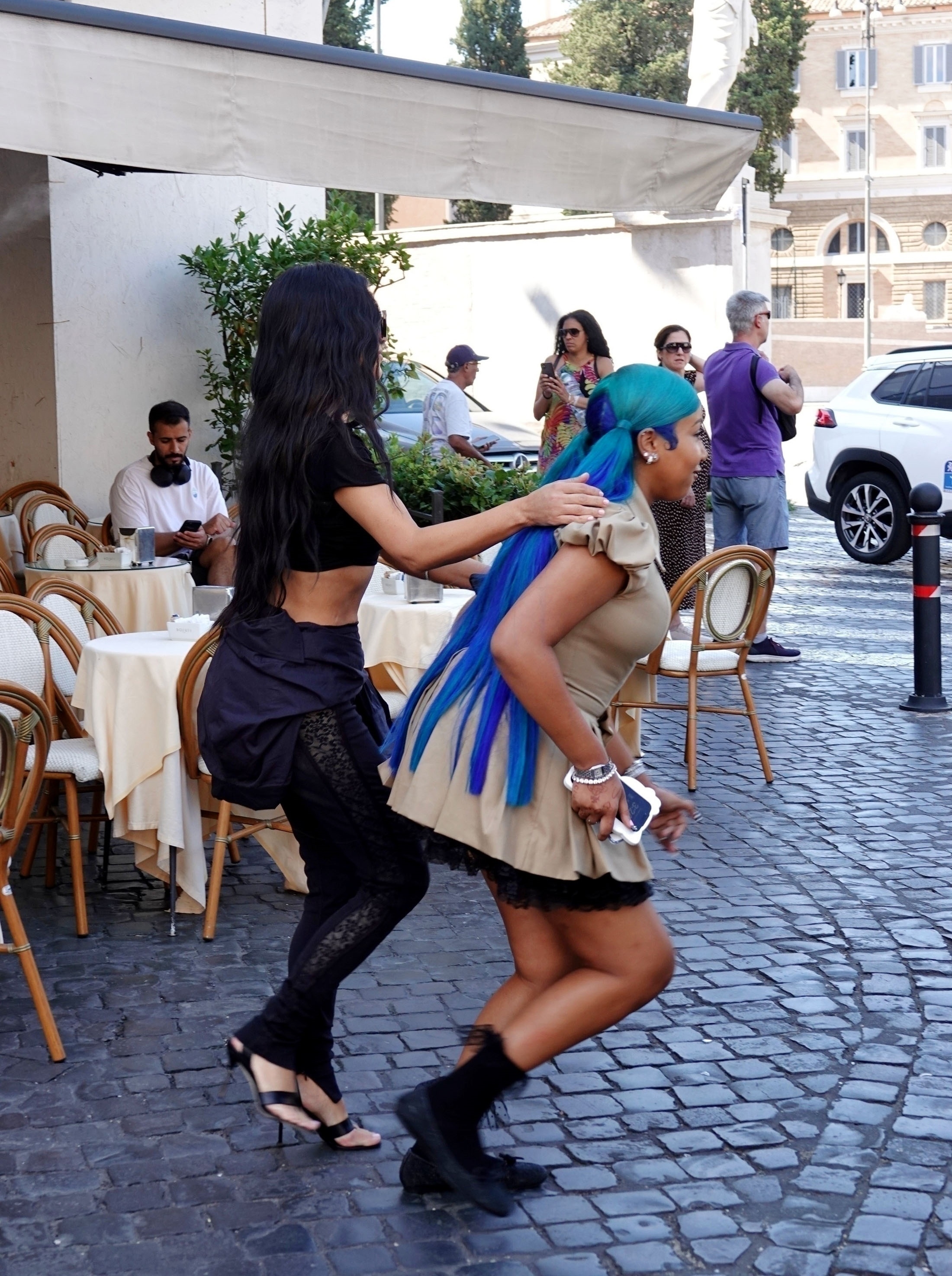 Access_Kardashian_6.jpg