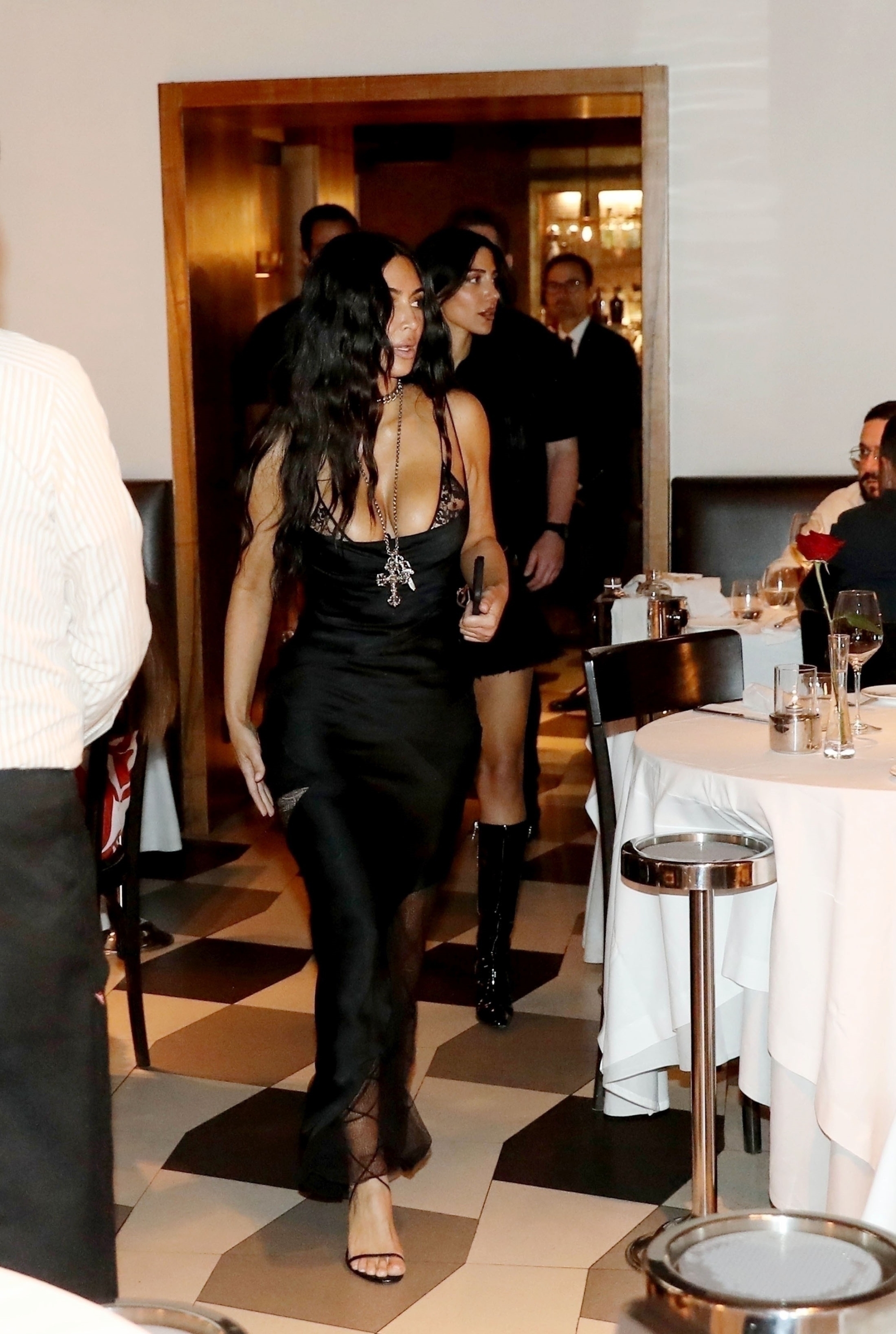 Access_Kardashian_12.jpg