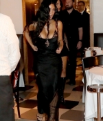 Access_Kardashian_5.jpg