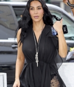 Access_Kardashian_2.jpg
