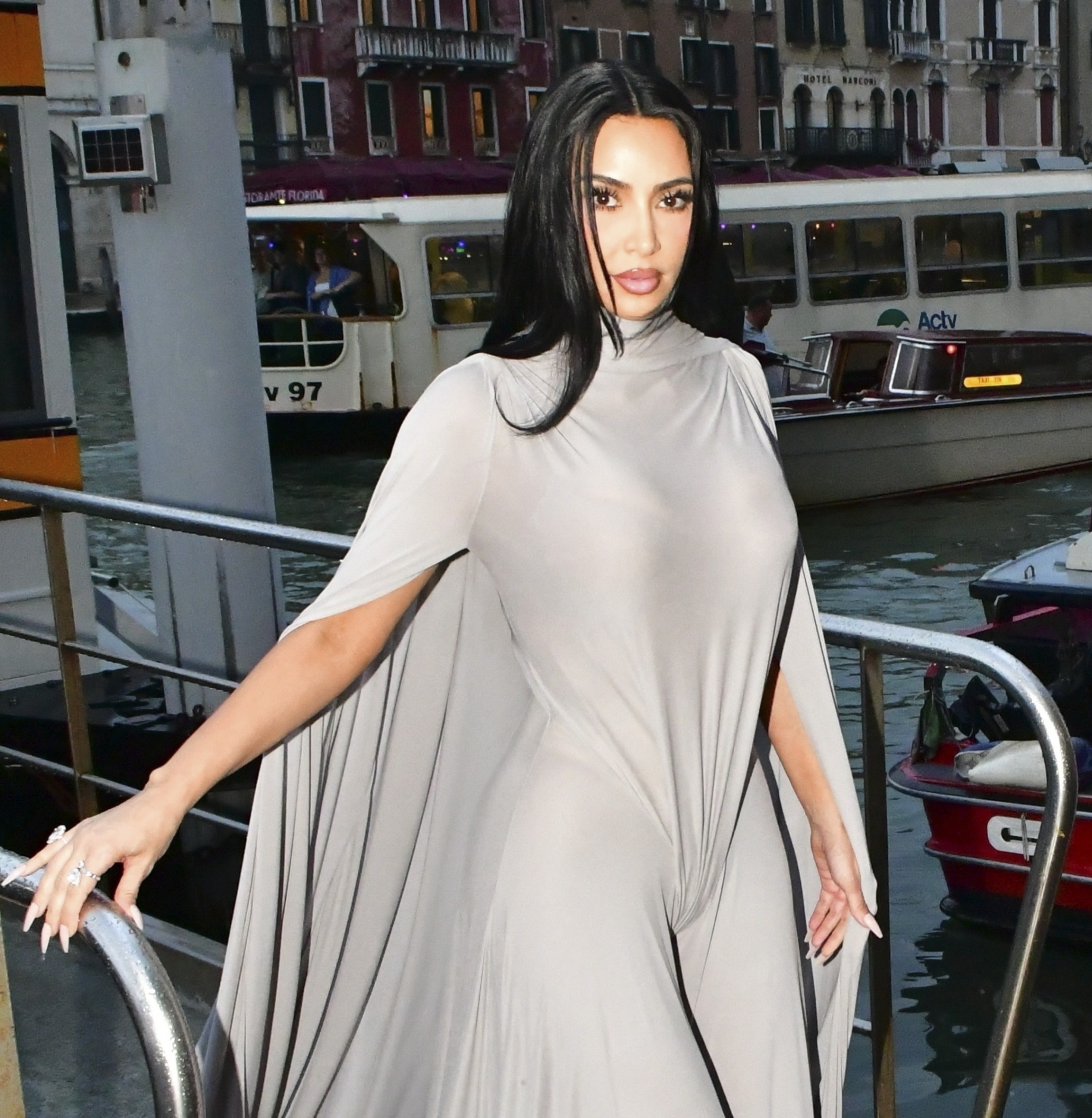Access_Kardashian_12.jpg