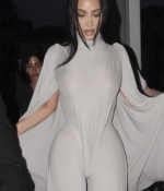 Access_Kardashian_3.jpg