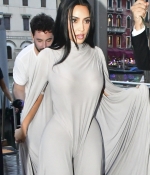 Access_Kardashian_72.jpg