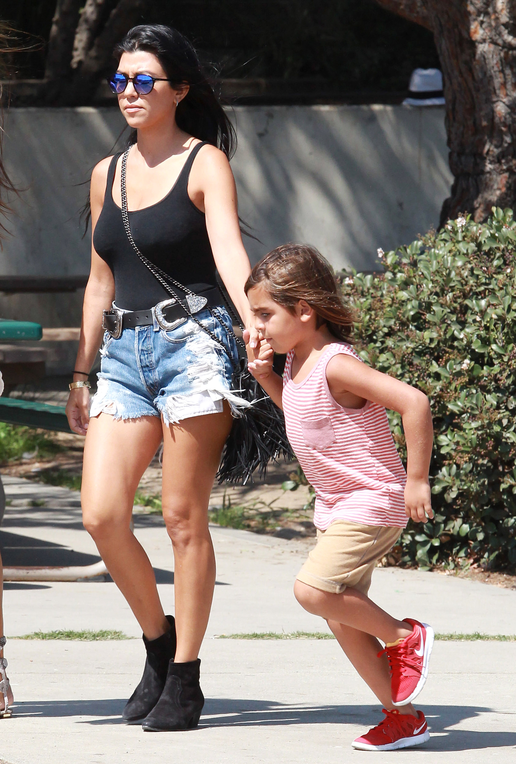 Access_Kardashian_15.jpeg