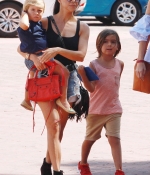 Access_Kardashian_5.jpeg