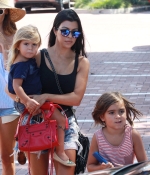 Access_Kardashian_9.jpeg