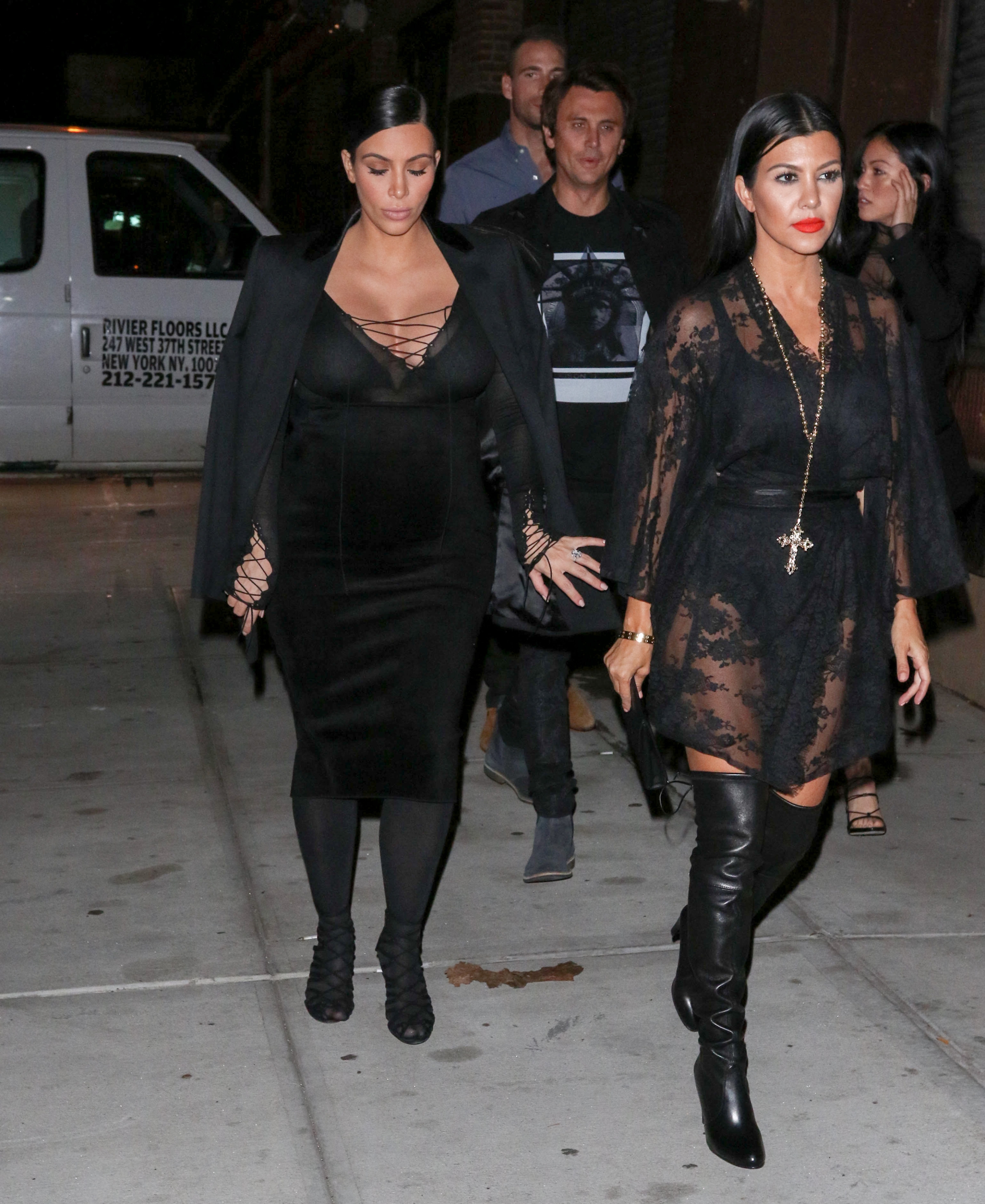 Access_Kardashian_3.jpg