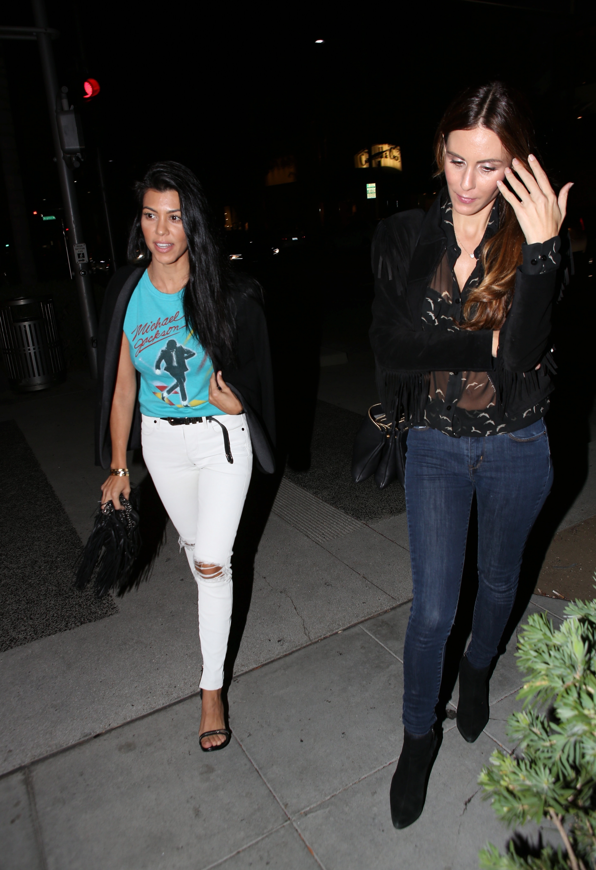 Access_Kardashian_12.jpeg