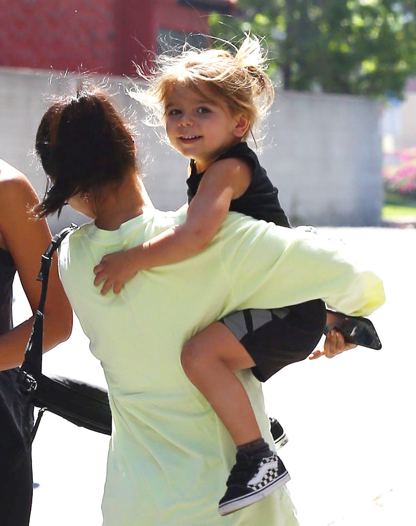 Access_Kardashian_45.jpg