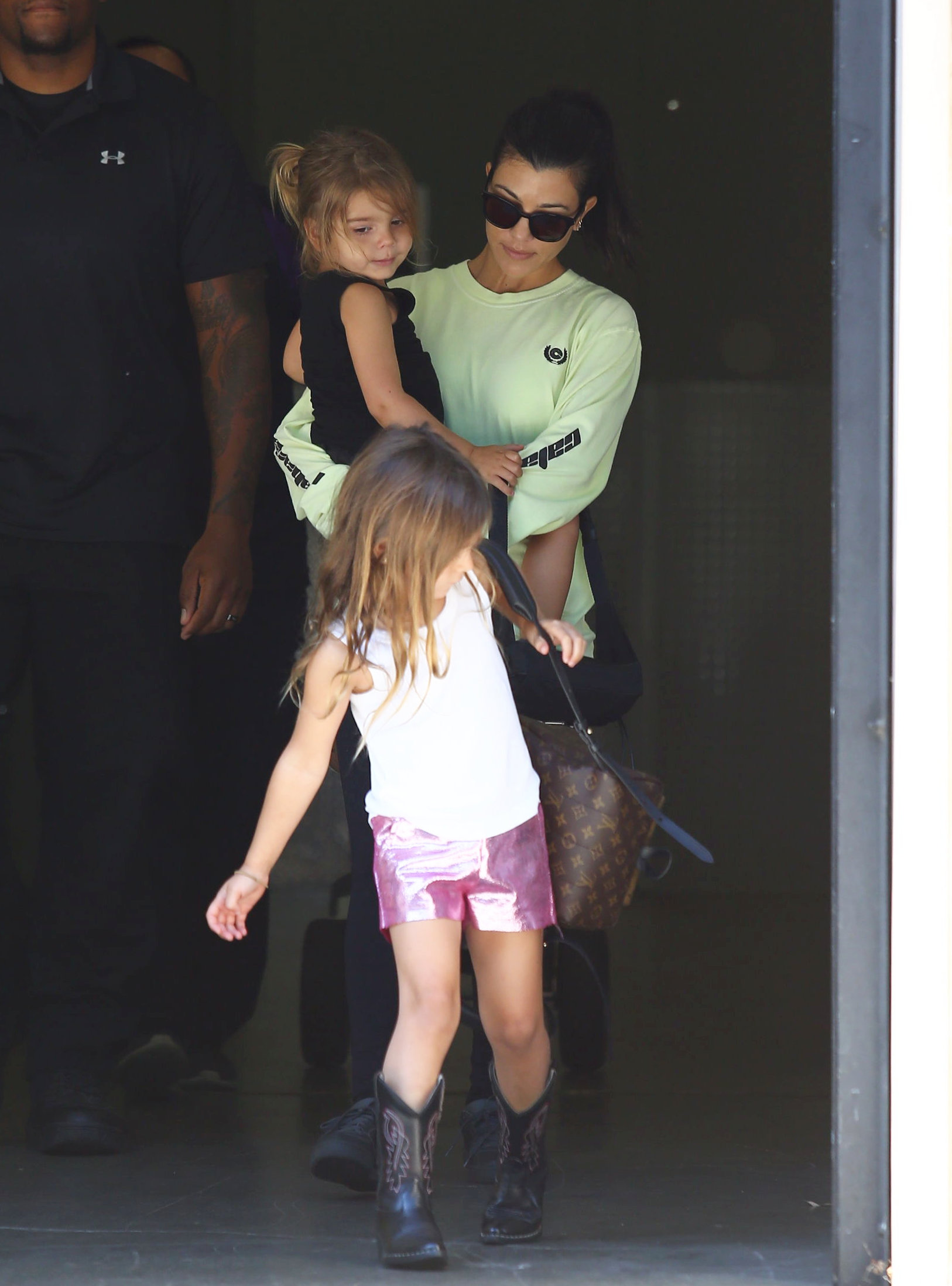 Access_Kardashian_7.jpg