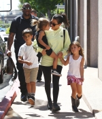 Access_Kardashian_61.jpg