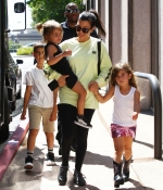 Access_Kardashian_67.jpg