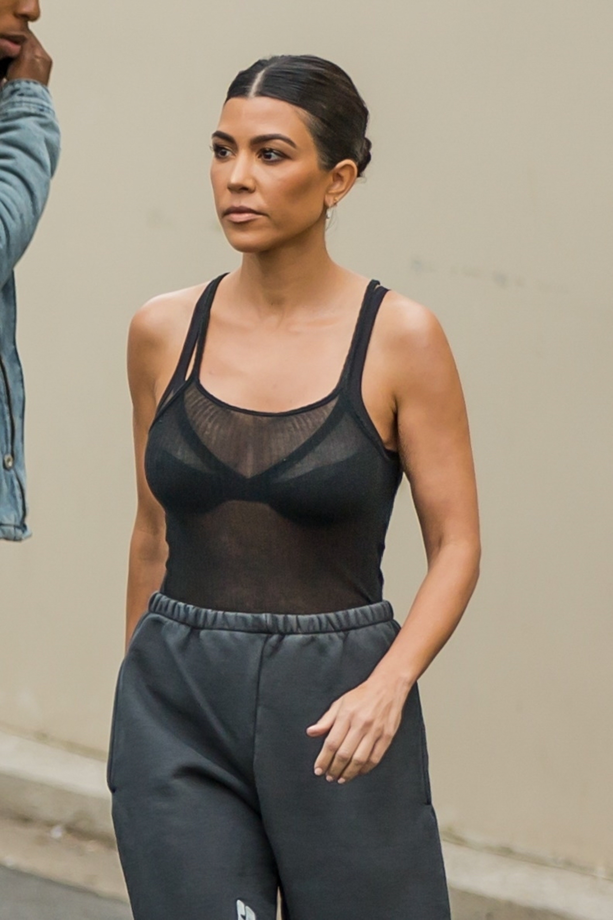 Access_Kardashian_4.jpg