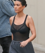 Access_Kardashian_5.jpg