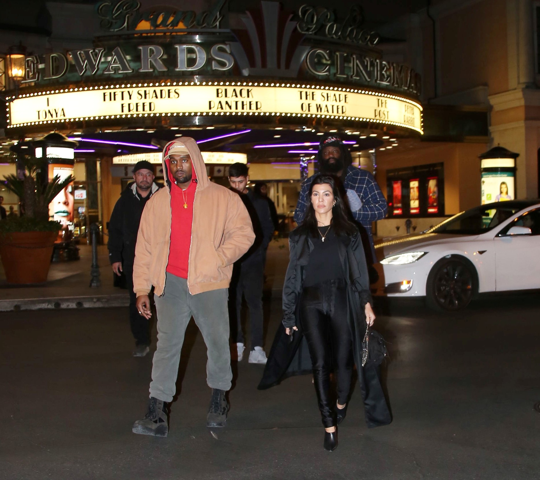 Access_Kardashian_12.jpg