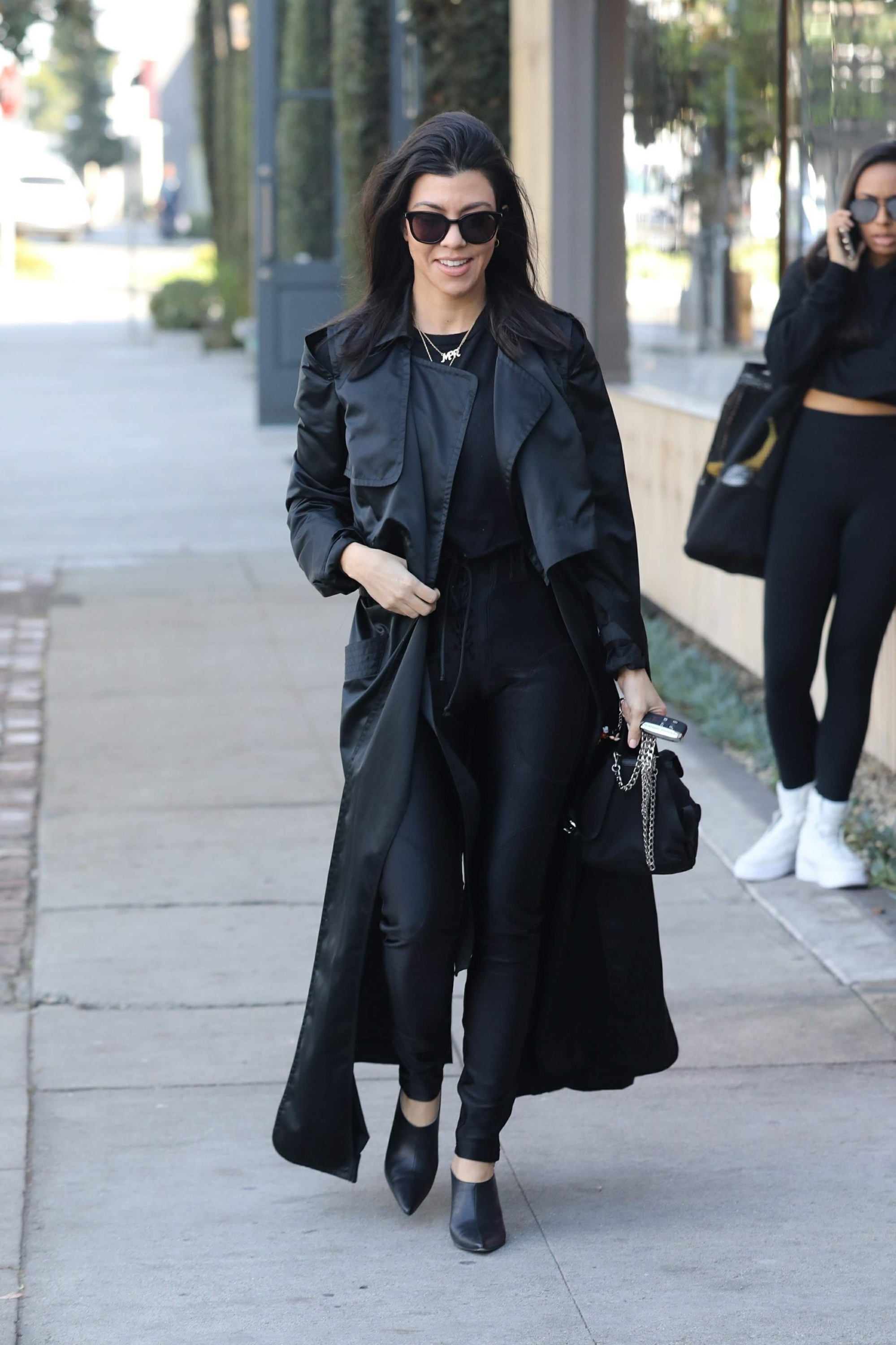 Access_Kardashian_3.jpg