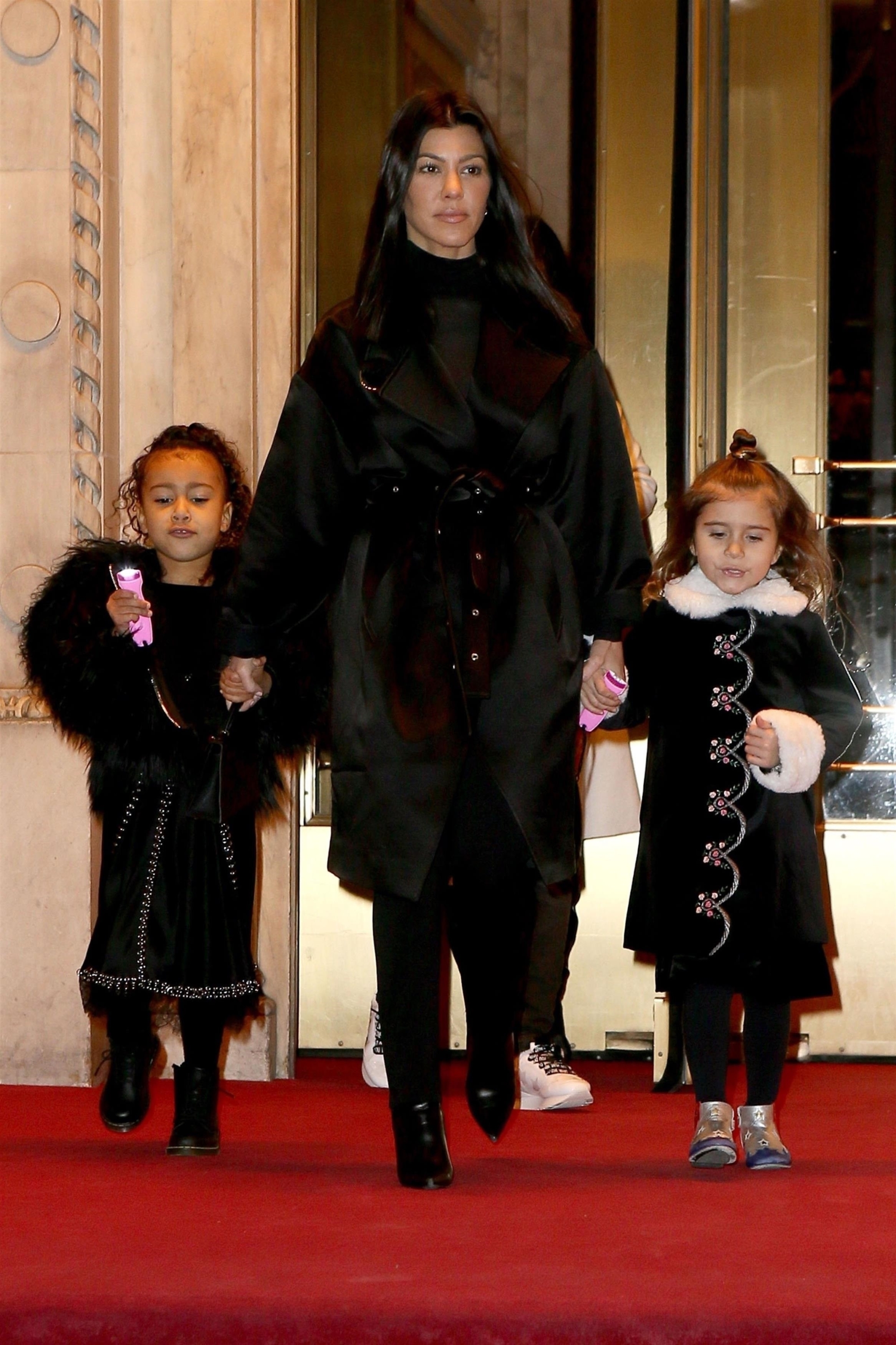 Access_Kardashian_2.jpg