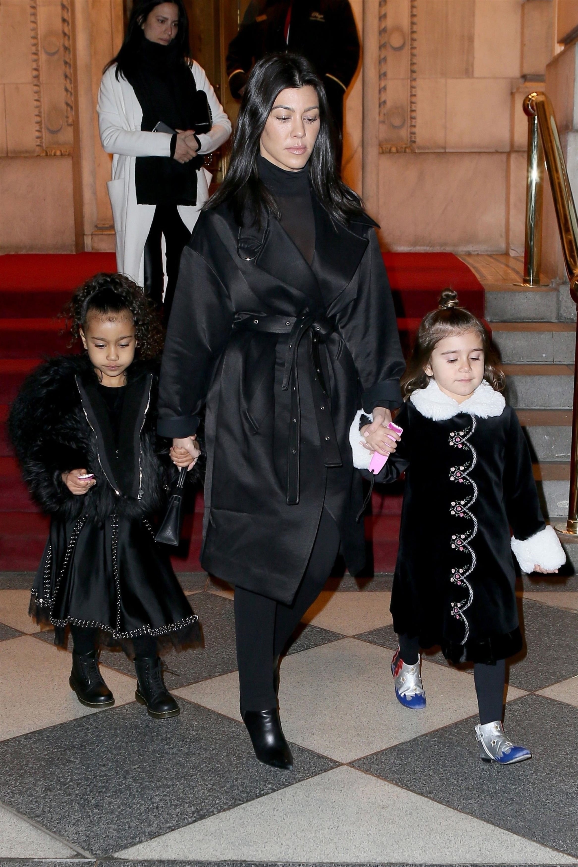 Access_Kardashian_6.jpg