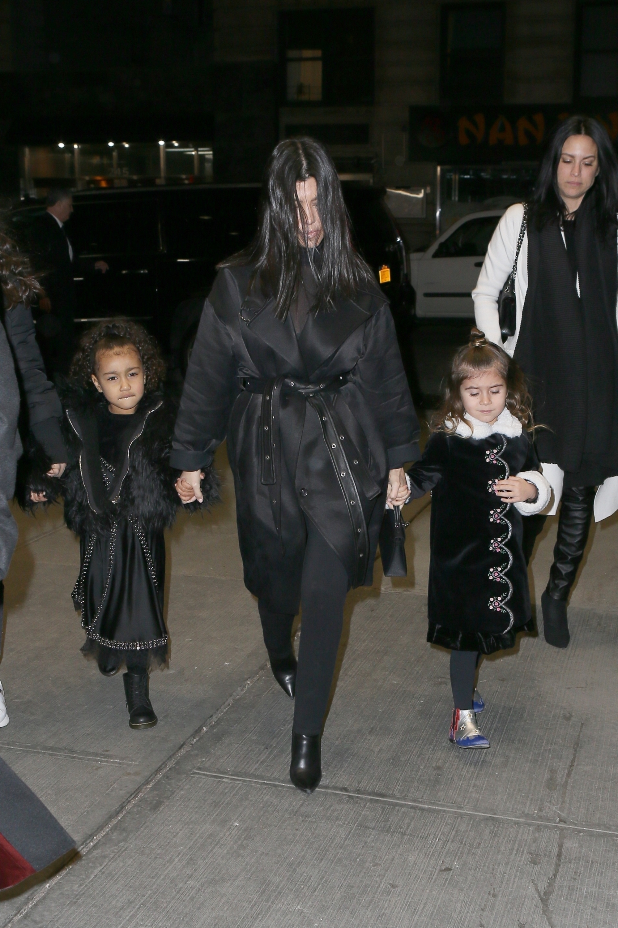 Access_Kardashian_10.jpg