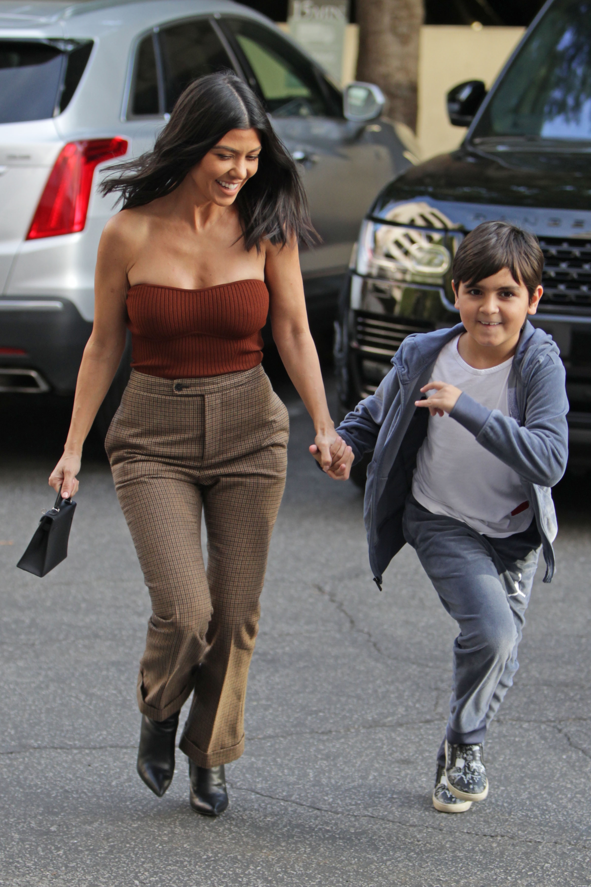 Access_Kardashian_3.jpg