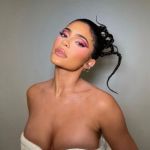 normal_Access_Kardashian_014.jpg