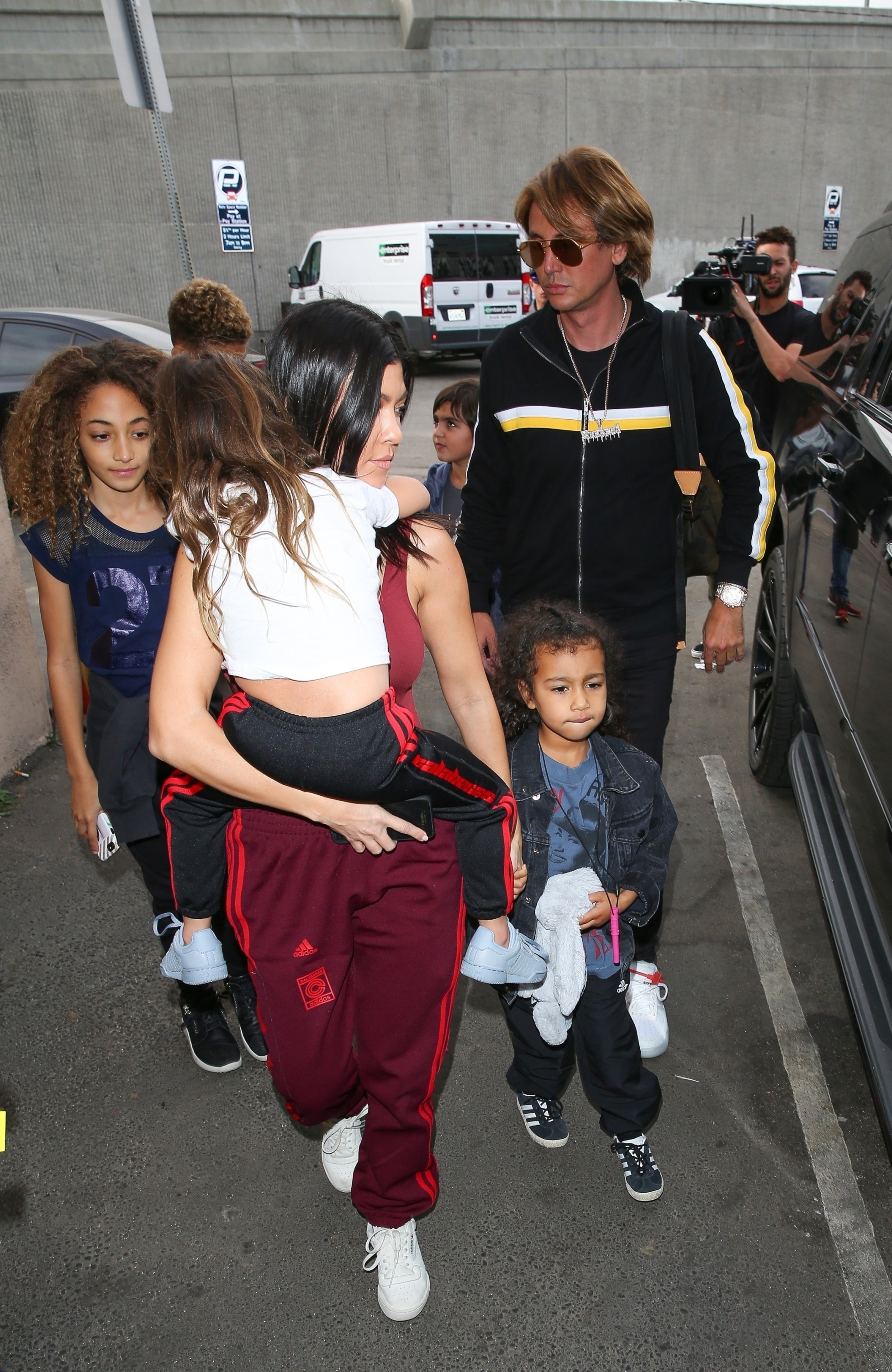 Access_Kardashian_12.jpg