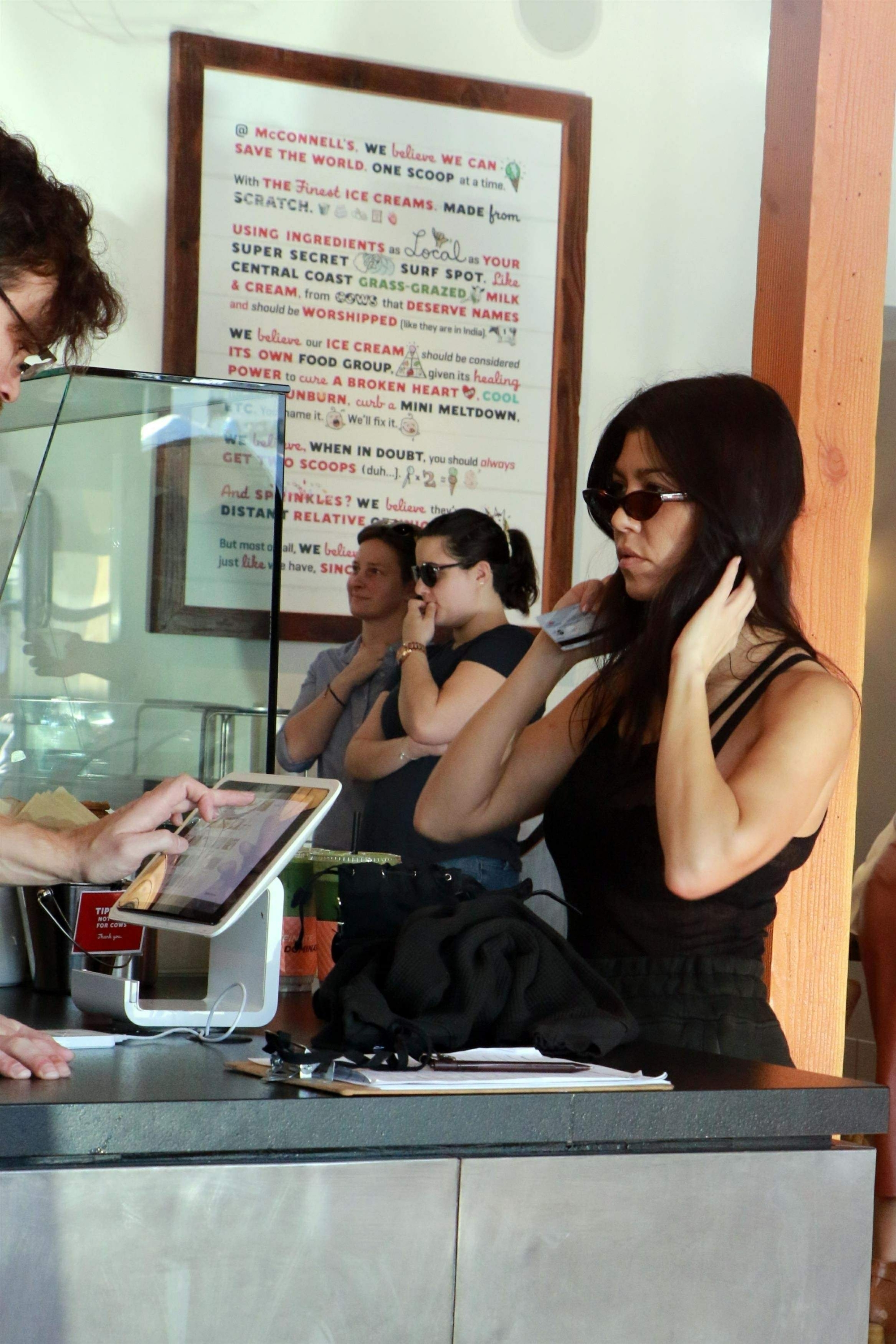 Access_Kardashian_63.jpg