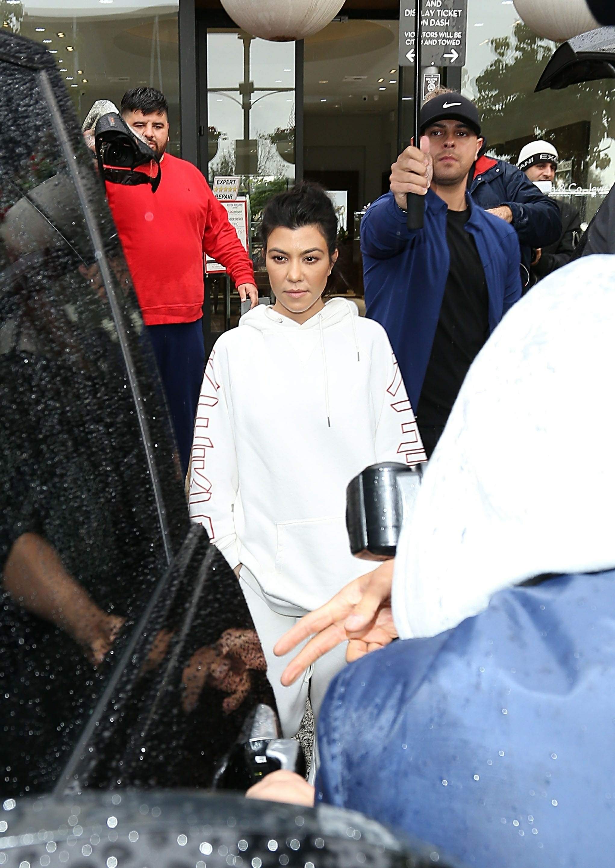 Access_Kardashian_2.jpg