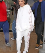 Access_Kardashian_16.jpg