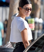 Access_Kardashian_1.jpg