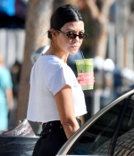 Access_Kardashian_4.jpg