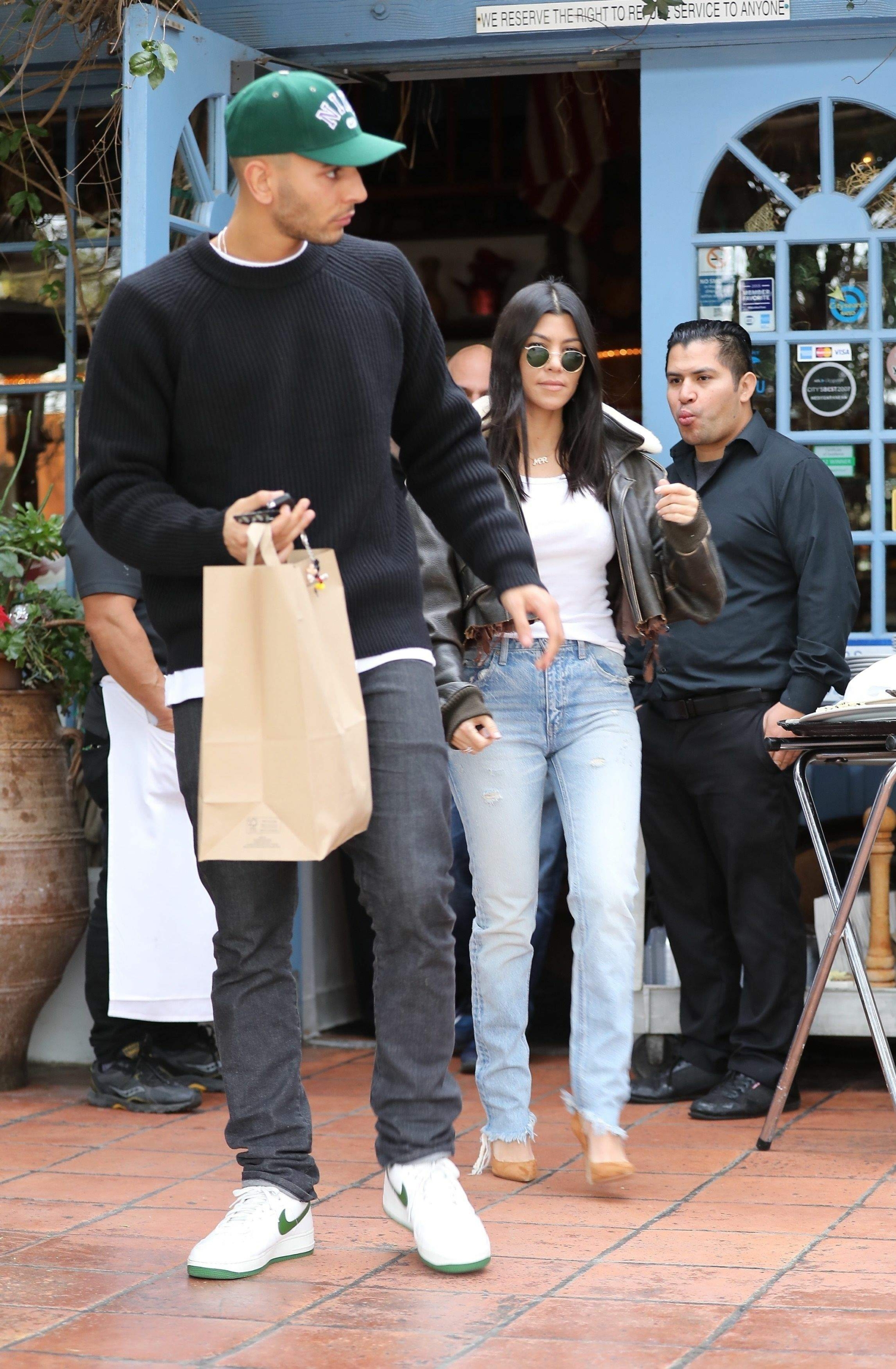 Access_Kardashian_22.jpg