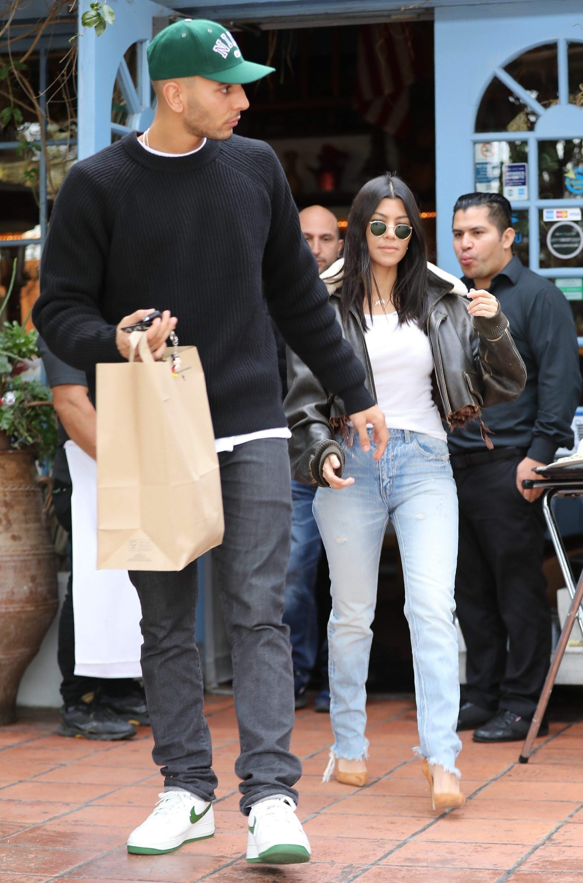 Access_Kardashian_24.jpg