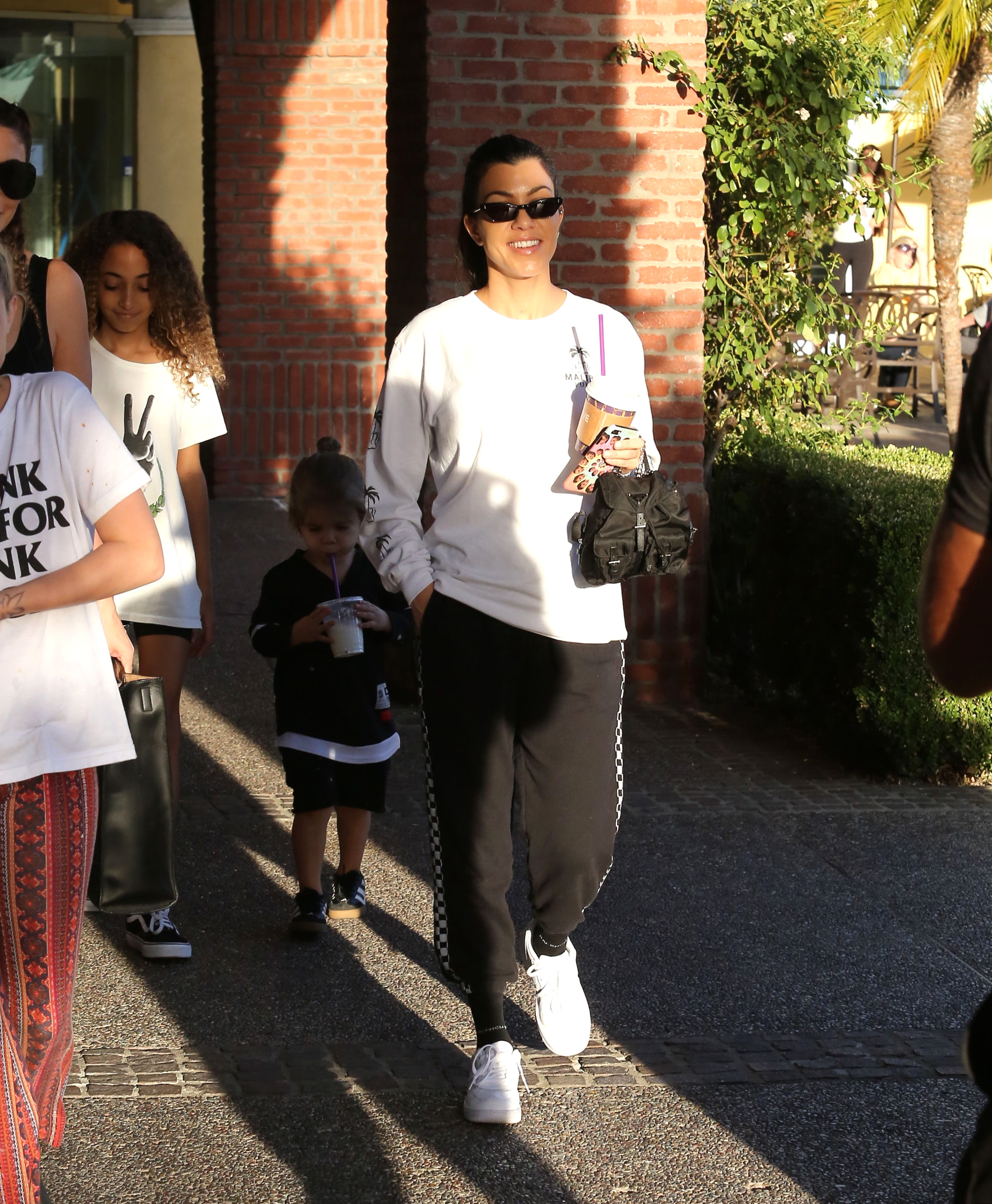 Access_Kardashian_16.jpg